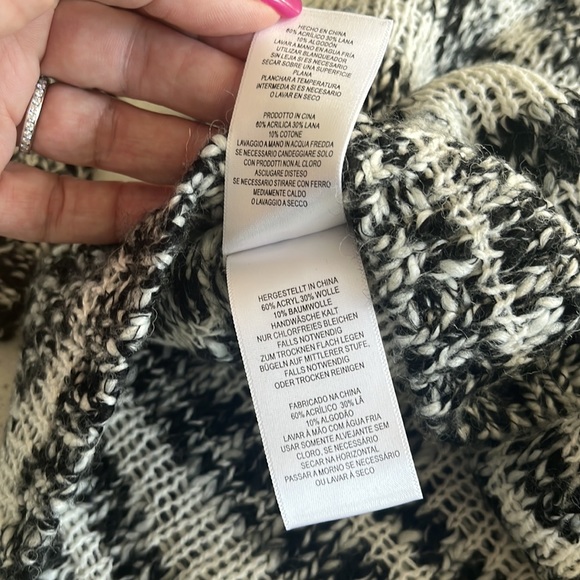 NWT Currents/ Elliott sweater - Picture 8 of 9